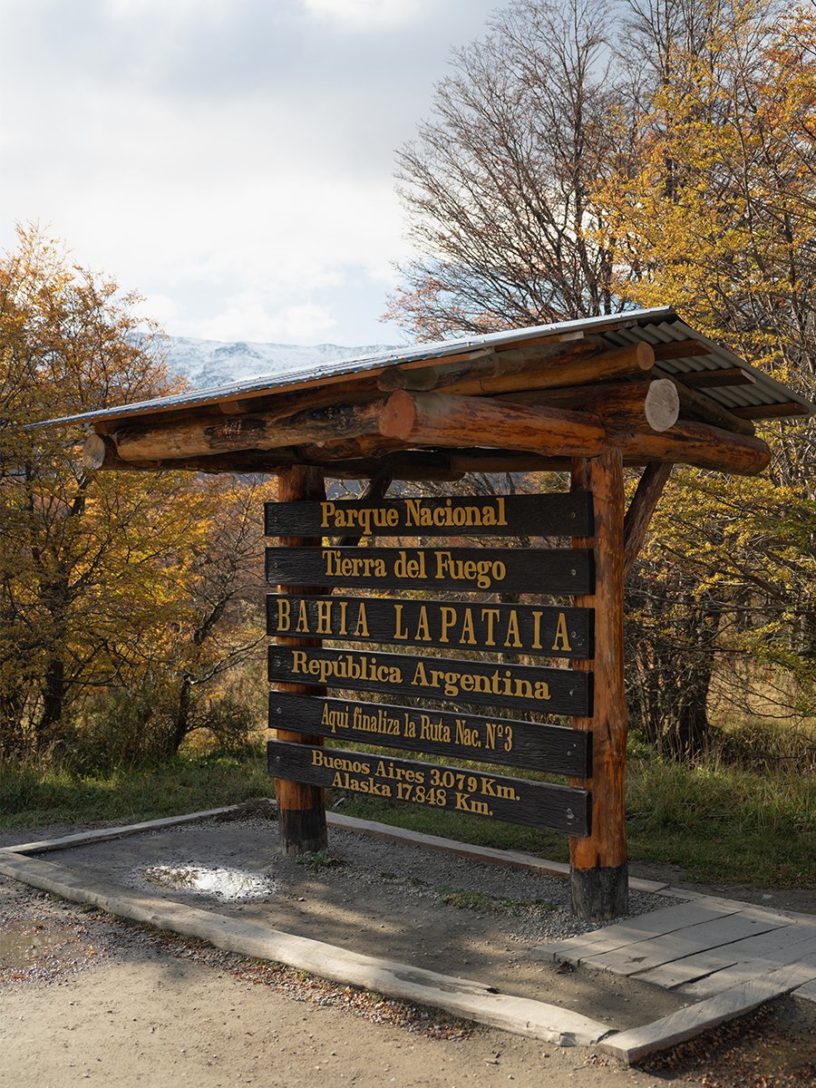 Photographie d'un panneau à Ushuaia en Patagonie