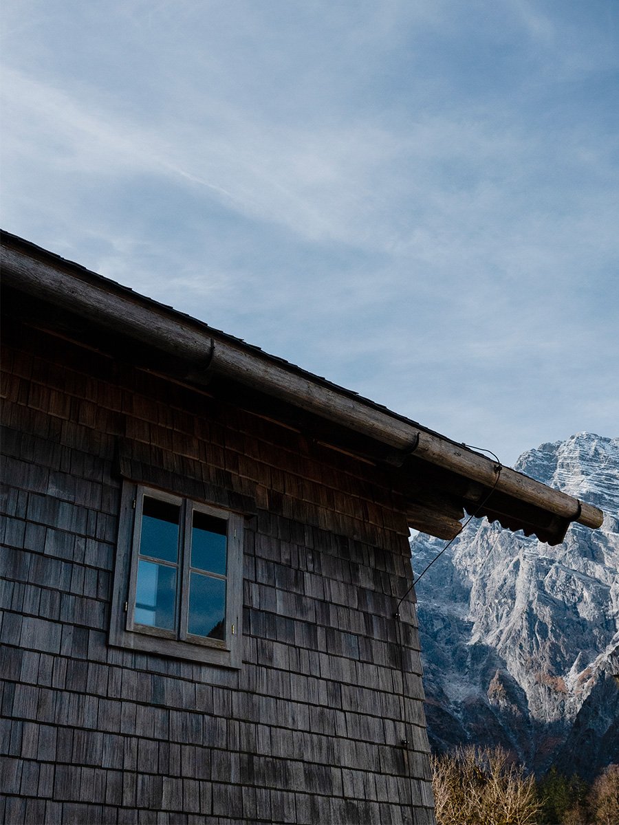 Photographie zoomée du toit d'une maison en Bavière