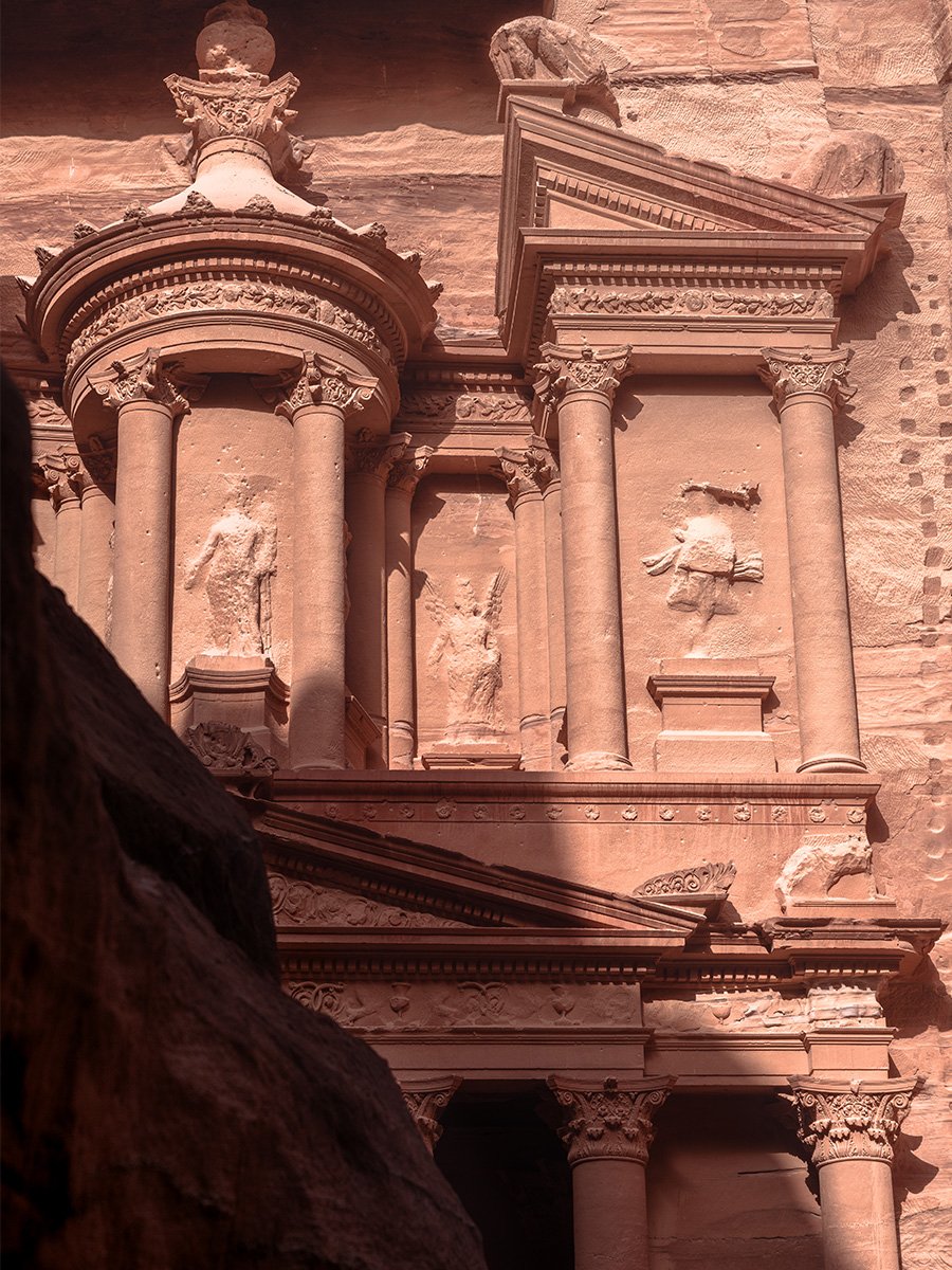 Photographie zoomée du trésor de Petra en Jordanie